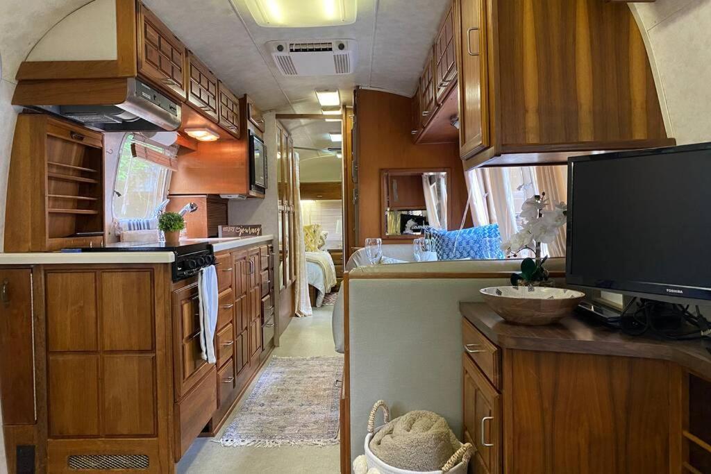 Beautiful Airstream, Beaufort Sc-Enjoy The Journey المظهر الخارجي الصورة